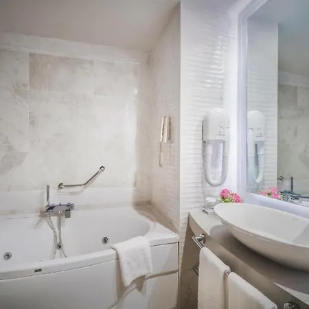 Отель Concorde Luxury Resort & Casino & Convention & Spa Фамагуста